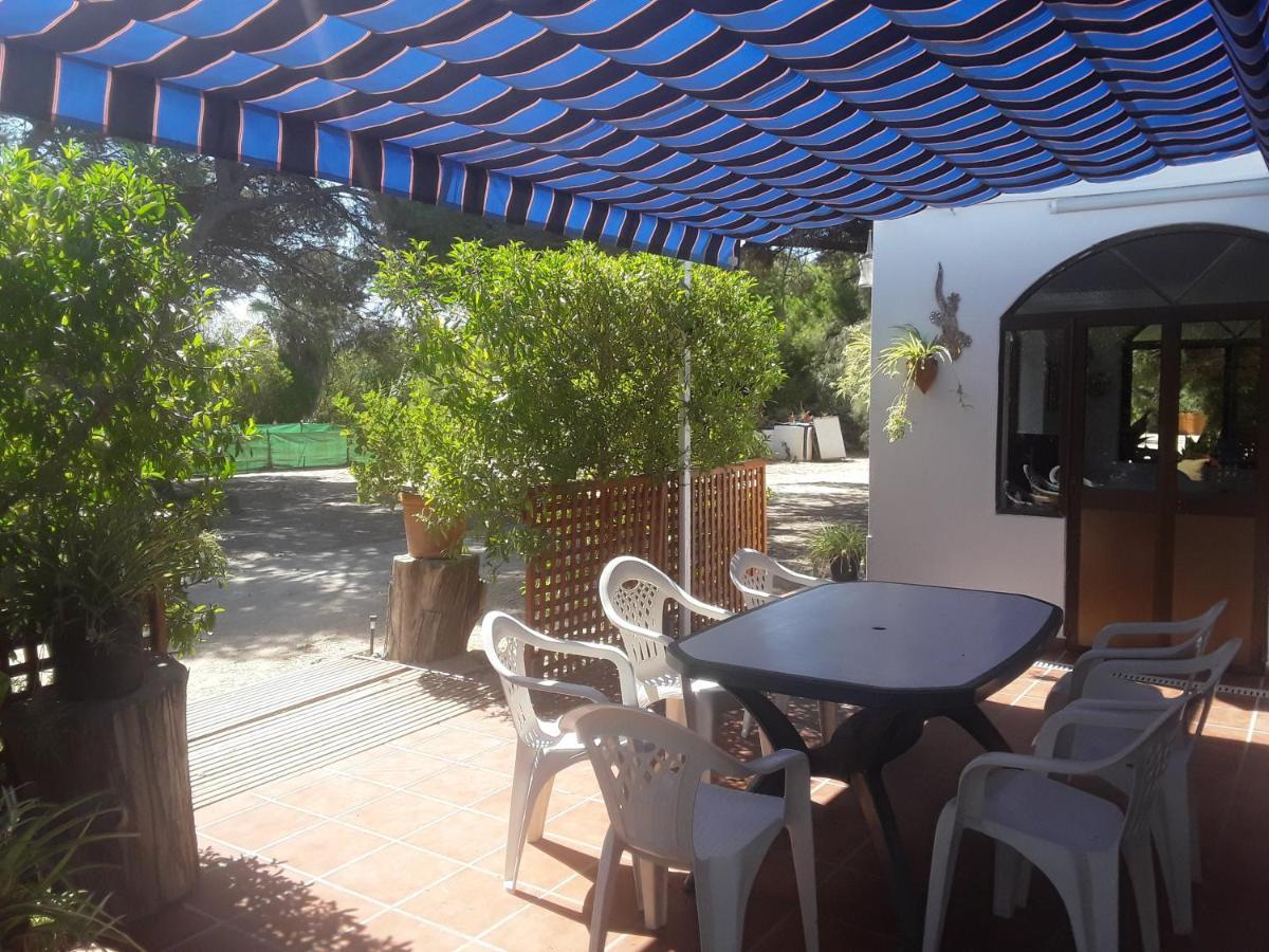 En Finca Las Dunas Dos Chalets Con Jacuzzis En Primera Linea De Playa , Uno De 4 Dormitorios Y Otro De 2 Dormitorios, Llama Al Seiscientos Veintisiete Cuatrocientos Diecisiete Trescientos Noventa Y Ocho Rota Buitenkant foto