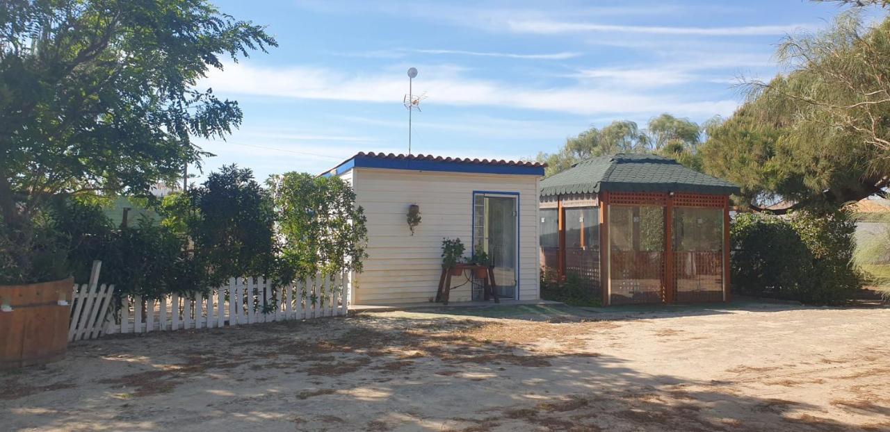 En Finca Las Dunas Dos Chalets Con Jacuzzis En Primera Linea De Playa , Uno De 4 Dormitorios Y Otro De 2 Dormitorios, Llama Al Seiscientos Veintisiete Cuatrocientos Diecisiete Trescientos Noventa Y Ocho Rota Buitenkant foto