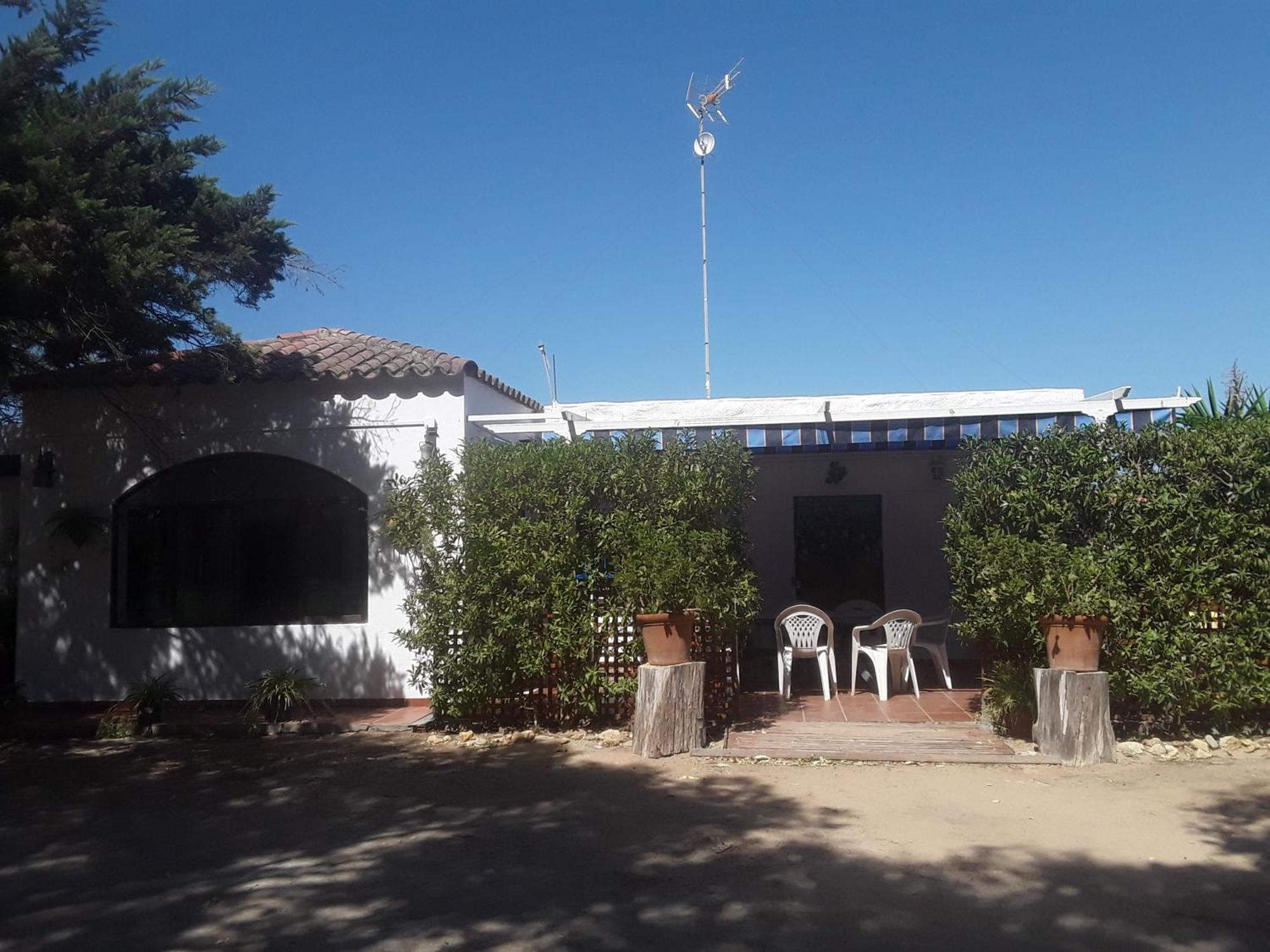 En Finca Las Dunas Dos Chalets Con Jacuzzis En Primera Linea De Playa , Uno De 4 Dormitorios Y Otro De 2 Dormitorios, Llama Al Seiscientos Veintisiete Cuatrocientos Diecisiete Trescientos Noventa Y Ocho Rota Buitenkant foto