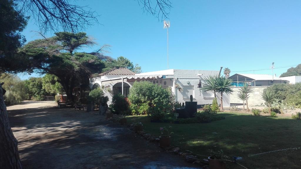 En Finca Las Dunas Dos Chalets Con Jacuzzis En Primera Linea De Playa , Uno De 4 Dormitorios Y Otro De 2 Dormitorios, Llama Al Seiscientos Veintisiete Cuatrocientos Diecisiete Trescientos Noventa Y Ocho Rota Buitenkant foto