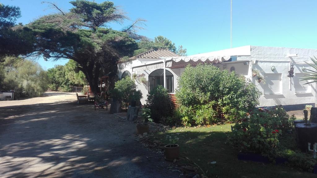 En Finca Las Dunas Dos Chalets Con Jacuzzis En Primera Linea De Playa , Uno De 4 Dormitorios Y Otro De 2 Dormitorios, Llama Al Seiscientos Veintisiete Cuatrocientos Diecisiete Trescientos Noventa Y Ocho Rota Buitenkant foto
